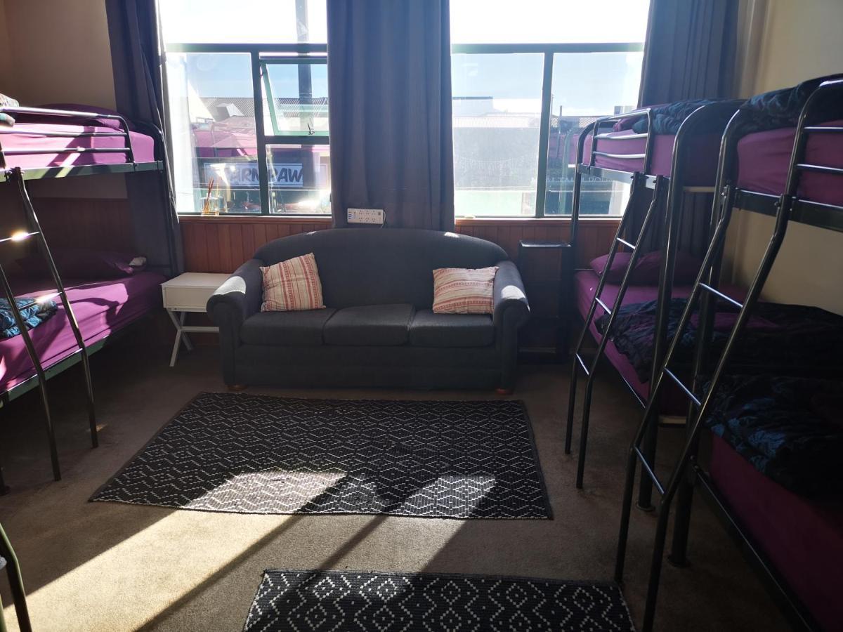 Mountain Jade Backpackers,Private Rooms & Studios Hokitika Esterno foto