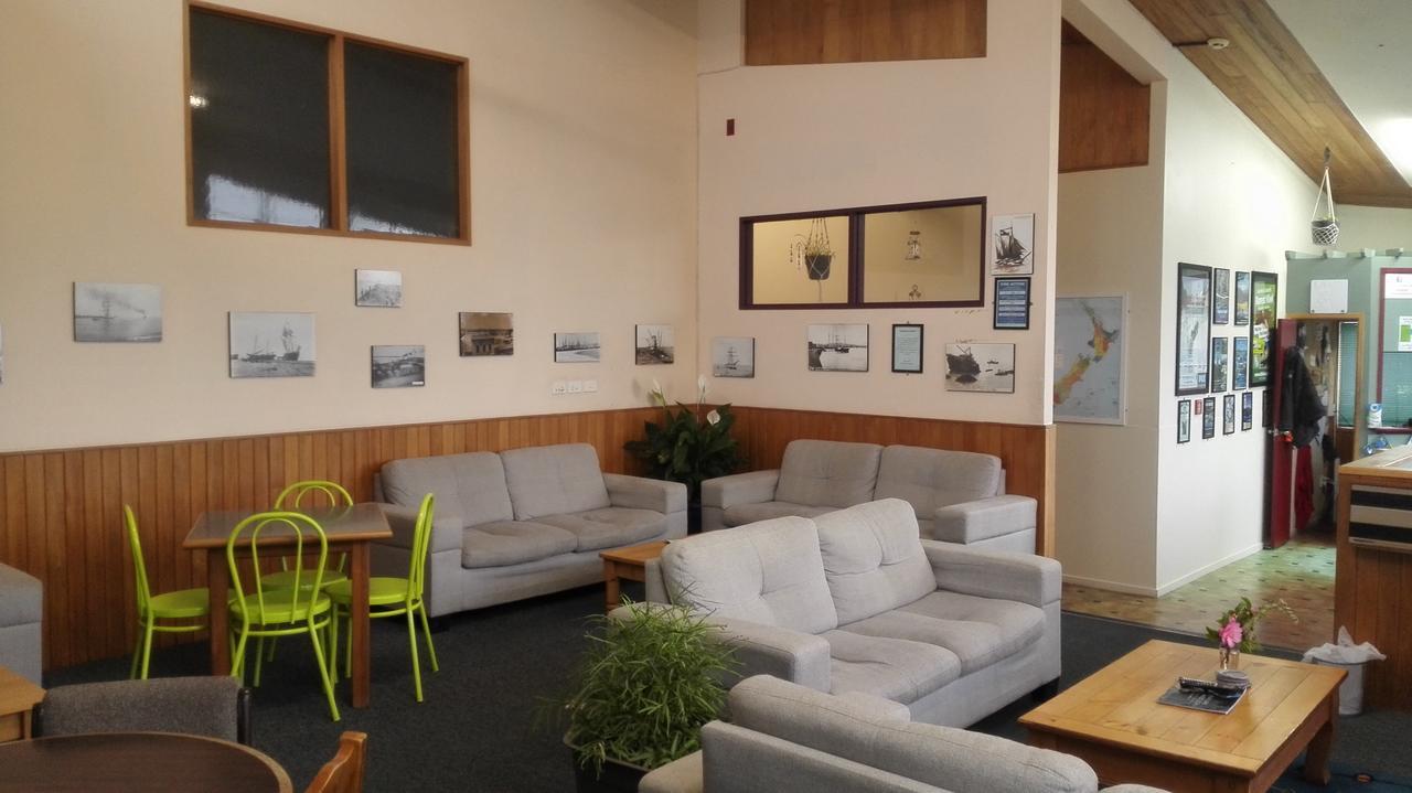 Mountain Jade Backpackers,Private Rooms & Studios Hokitika Esterno foto