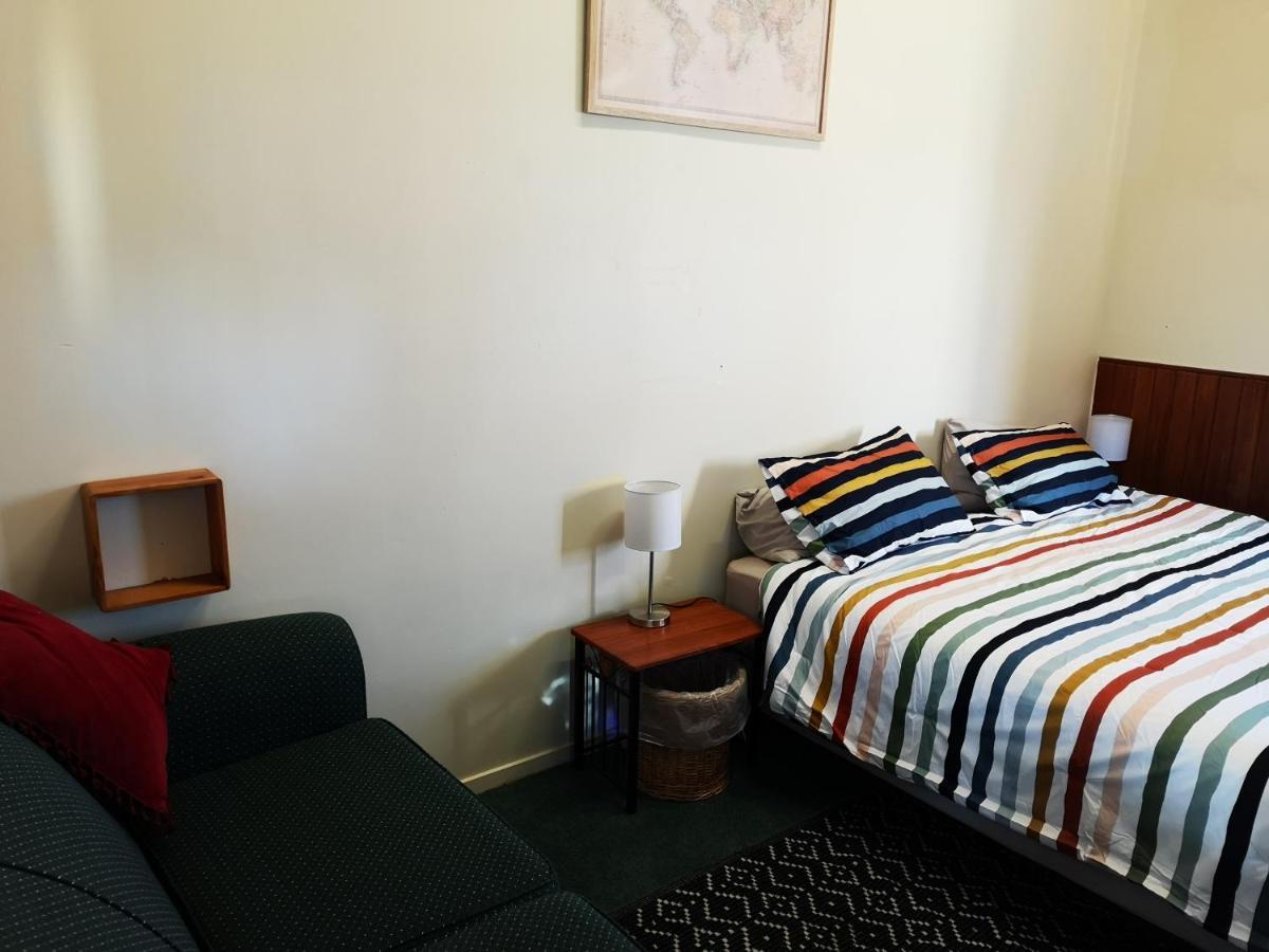 Mountain Jade Backpackers,Private Rooms & Studios Hokitika Esterno foto